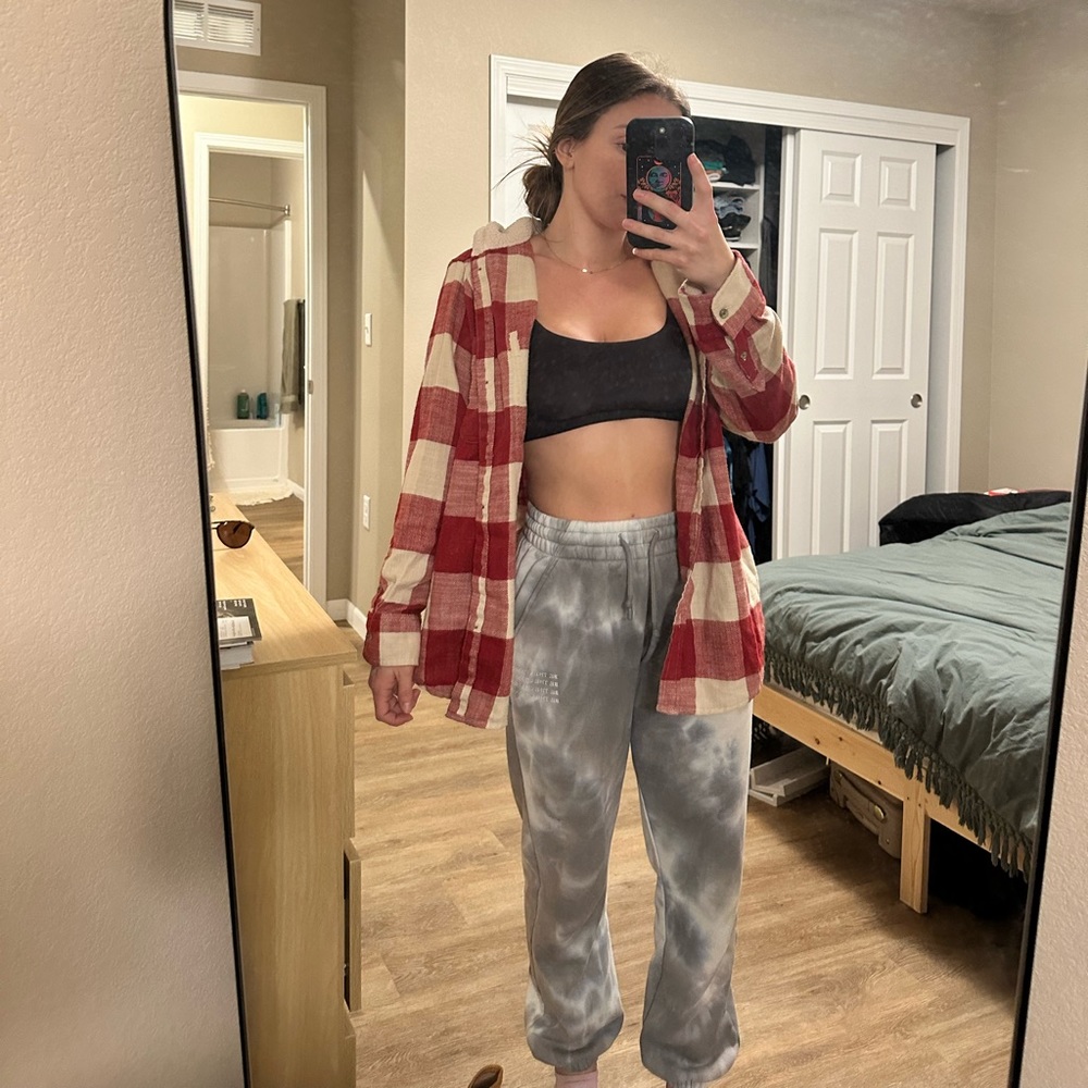 American Eagle red & white hooded flannel